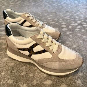 Veronica Beard Valentina Sneaker Size 10